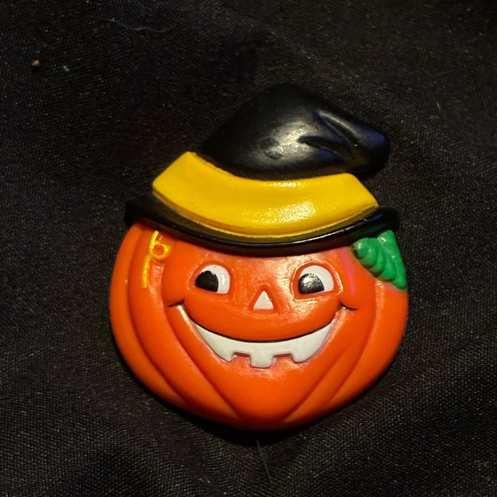 Halloween Pumpkin Brooch with Witch Hat